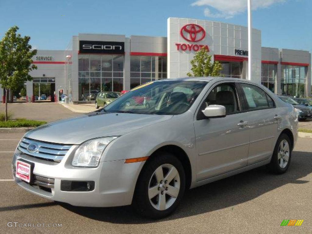2006 Fusion SE - Silver Frost Metallic / Medium Light Stone photo #1