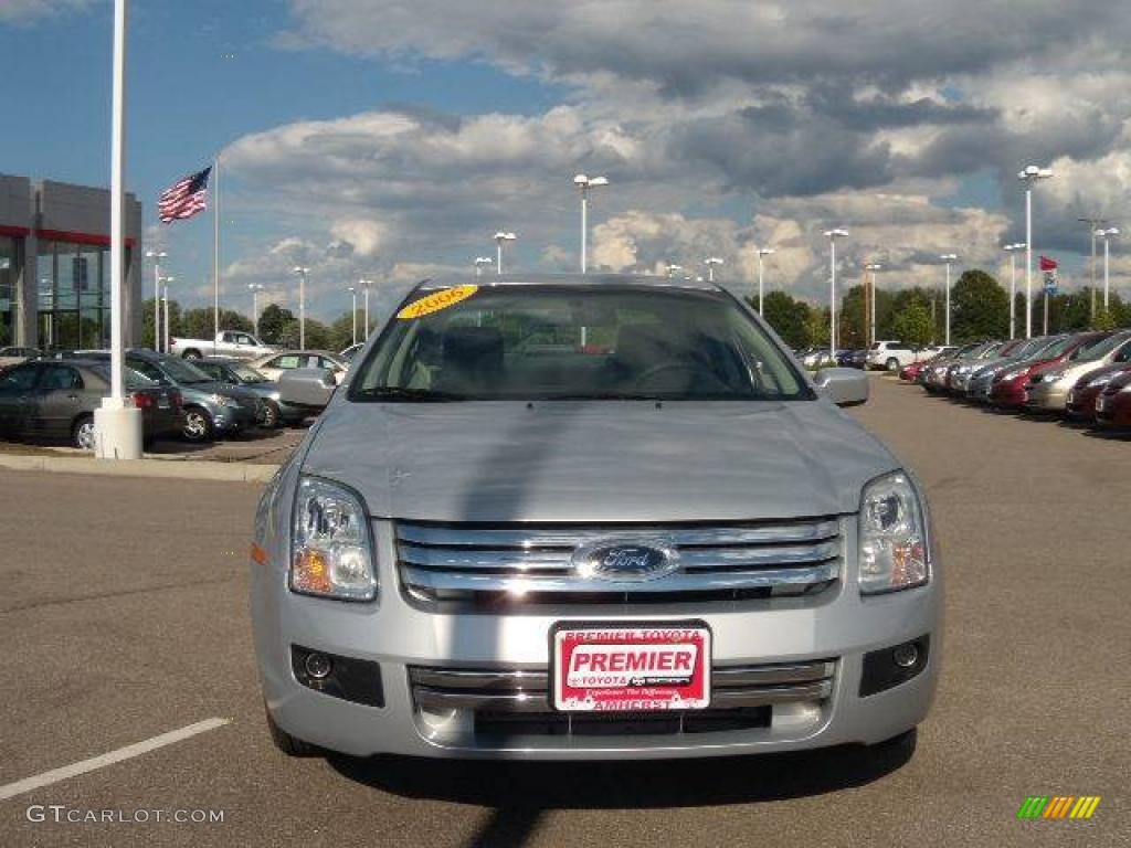 2006 Fusion SE - Silver Frost Metallic / Medium Light Stone photo #8