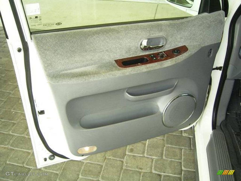 2003 Sedona EX - Clear White / Gray photo #7