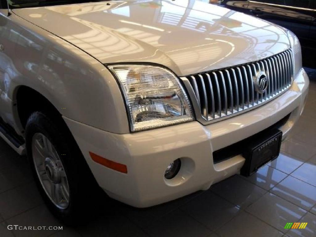 2005 Mountaineer V8 Premier AWD - Ivory Parchment Tri-Coat / Medium Dark Parchment photo #12
