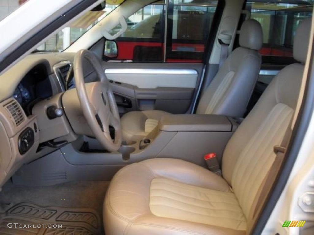 2005 Mountaineer V8 Premier AWD - Ivory Parchment Tri-Coat / Medium Dark Parchment photo #13