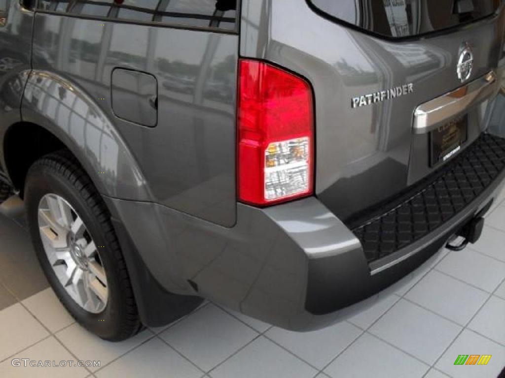 2008 Pathfinder LE V8 4x4 - Storm Gray / Cafe Latte photo #7