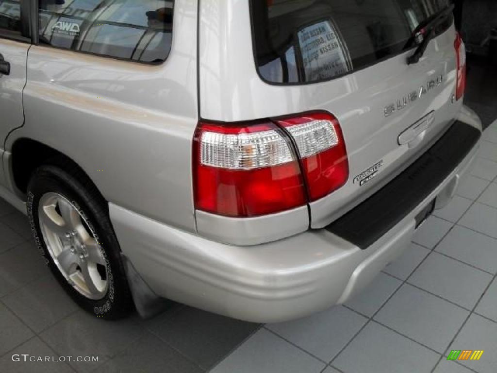 2001 Forester 2.5 S - Silverthorn Metallic / Gray photo #9