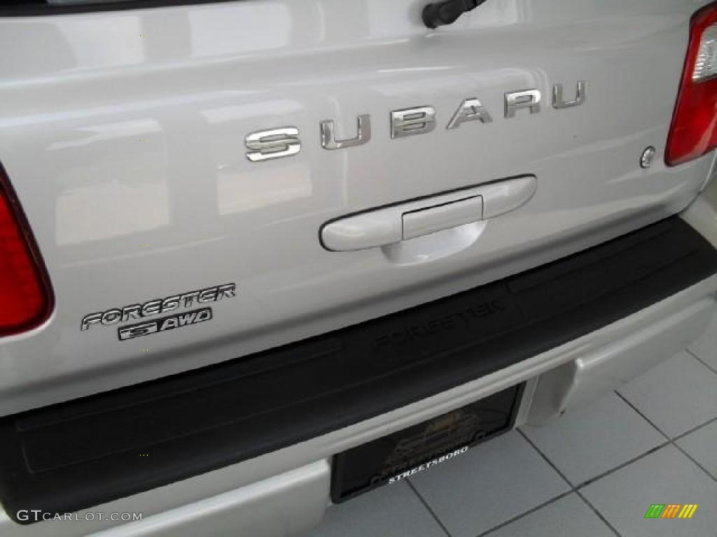 2001 Forester 2.5 S - Silverthorn Metallic / Gray photo #14