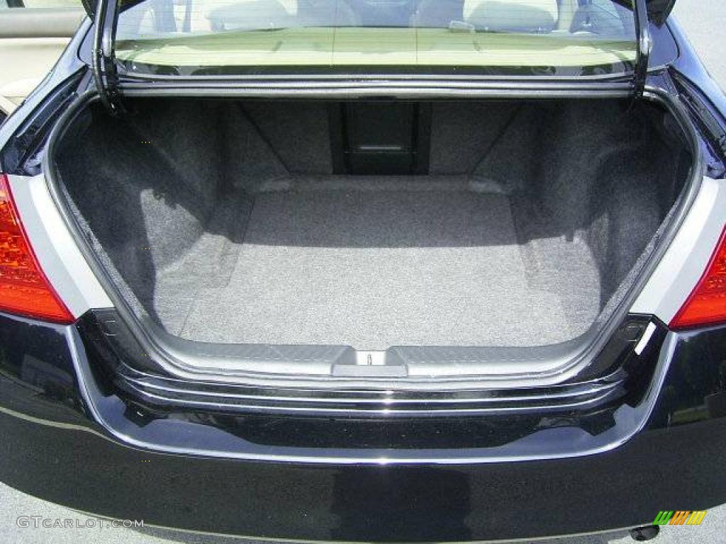 2006 Accord LX Sedan - Nighthawk Black Pearl / Ivory photo #14