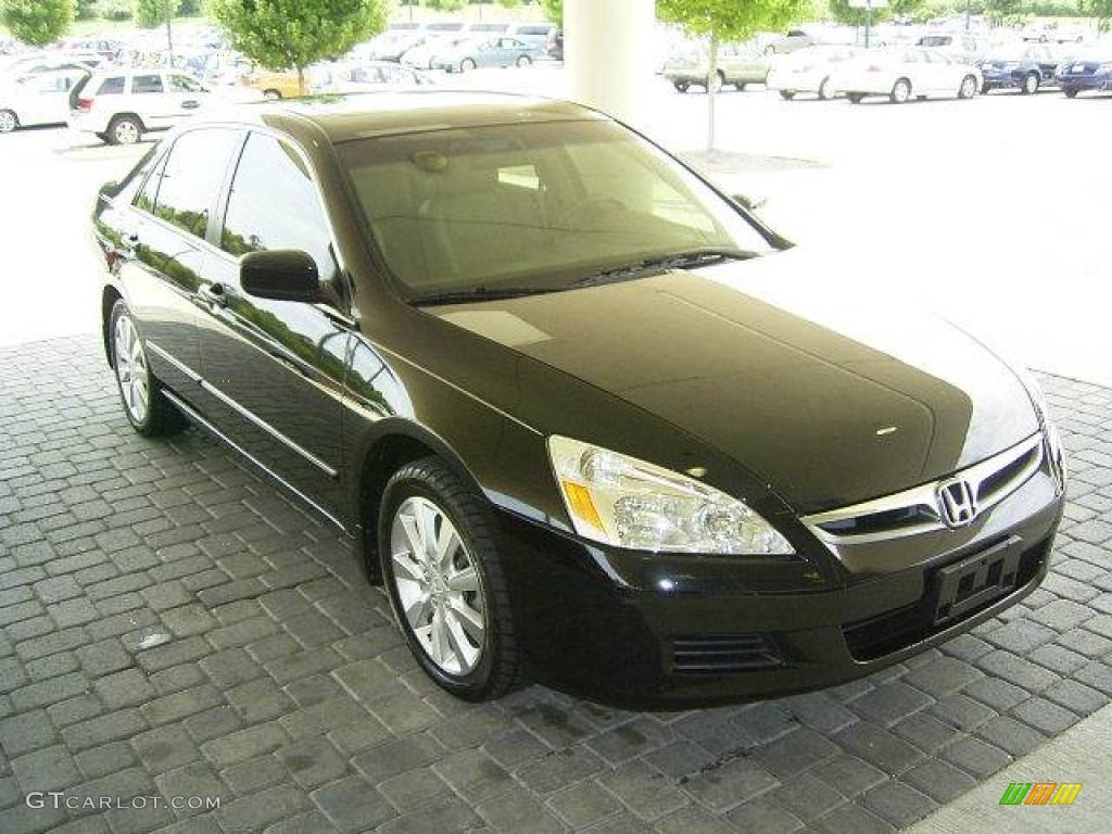 2006 Accord EX-L V6 Sedan - Nighthawk Black Pearl / Ivory photo #5