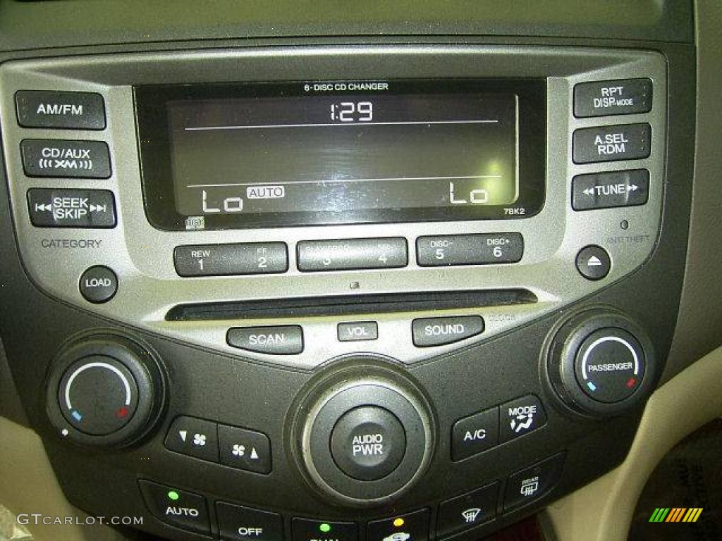 2006 Accord EX-L V6 Sedan - Nighthawk Black Pearl / Ivory photo #24