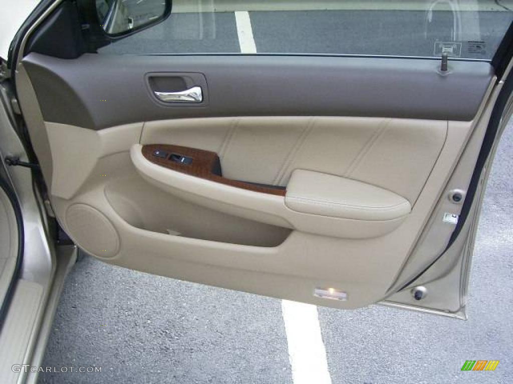 2006 Accord EX-L V6 Sedan - Desert Mist Metallic / Ivory photo #13