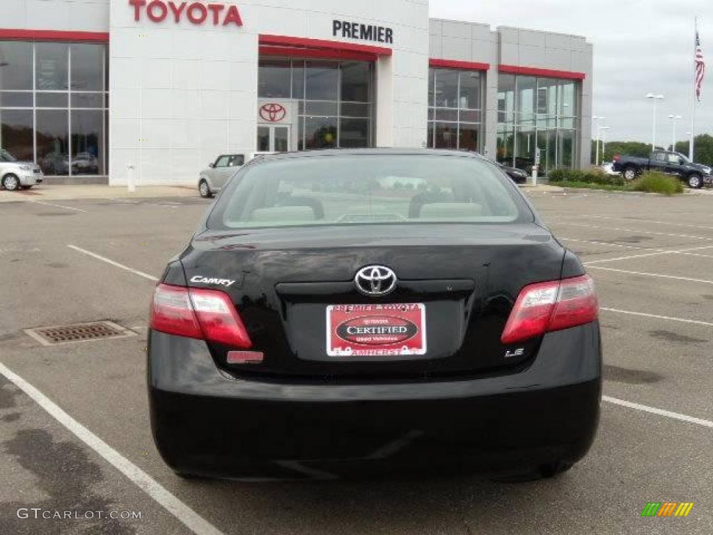 2007 Camry LE - Black / Bisque photo #4