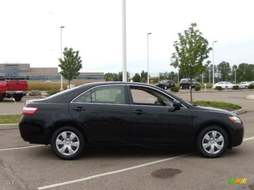 2007 Camry LE - Black / Bisque photo #6