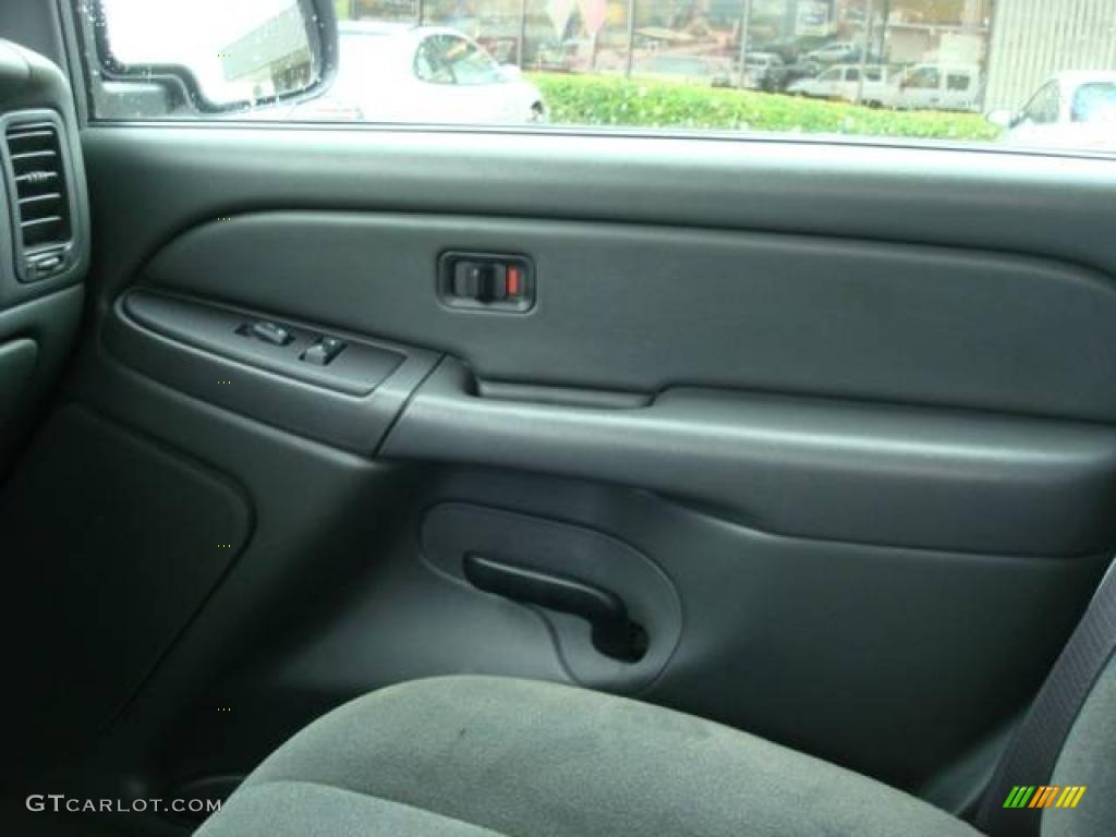 2004 Silverado 1500 Z71 Extended Cab 4x4 - Summit White / Dark Charcoal photo #17