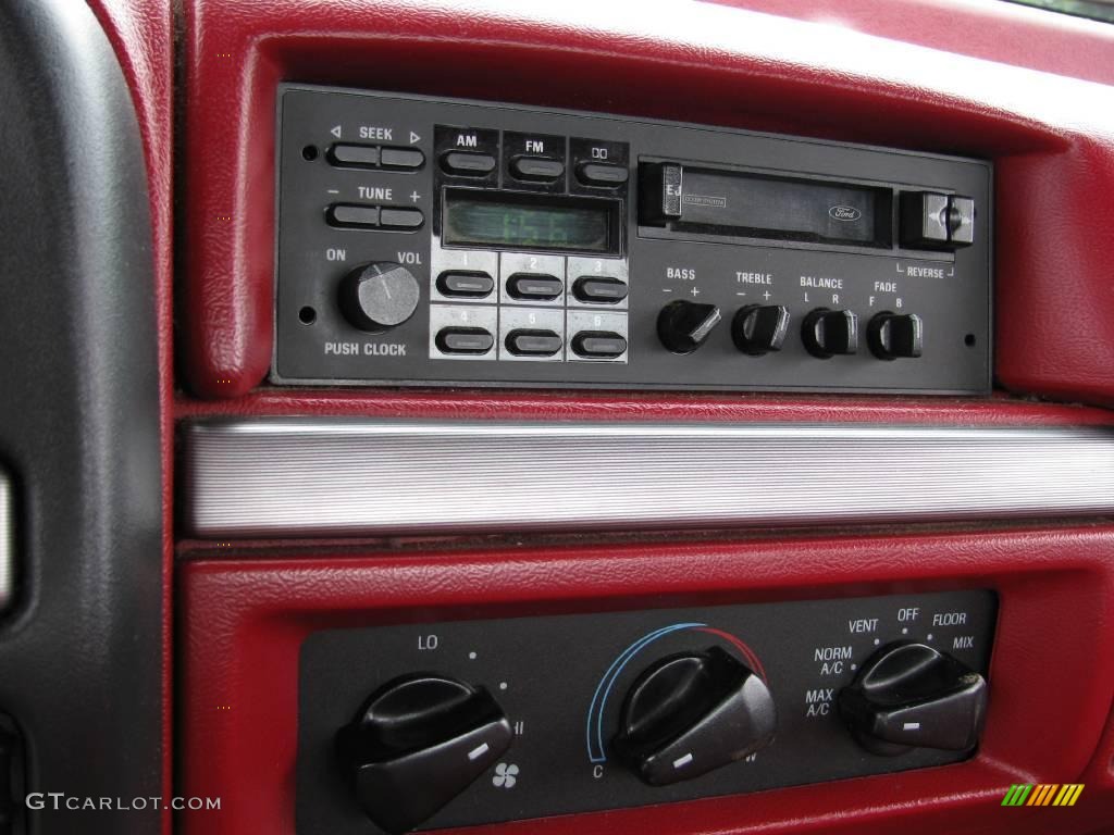 1993 F150 XLT Regular Cab 4x4 - Medium Cabernet / Red photo #21