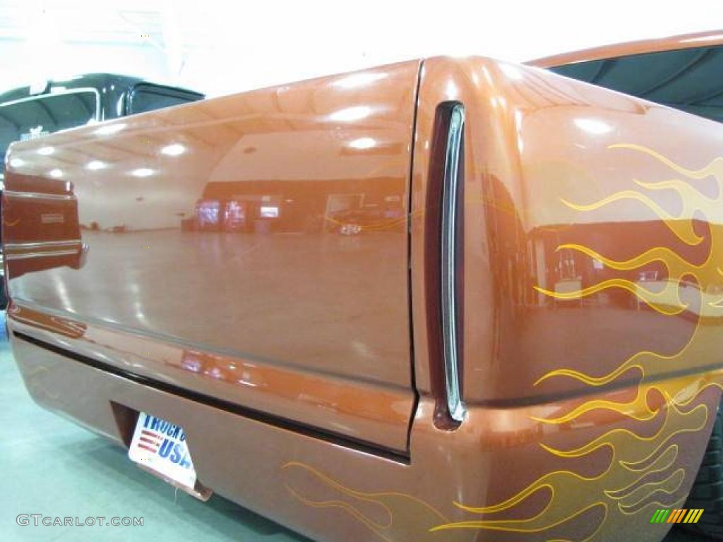2001 Silverado 1500 LS Extended Cab 4x4 - Sunset Orange Metallic / Graphite photo #8