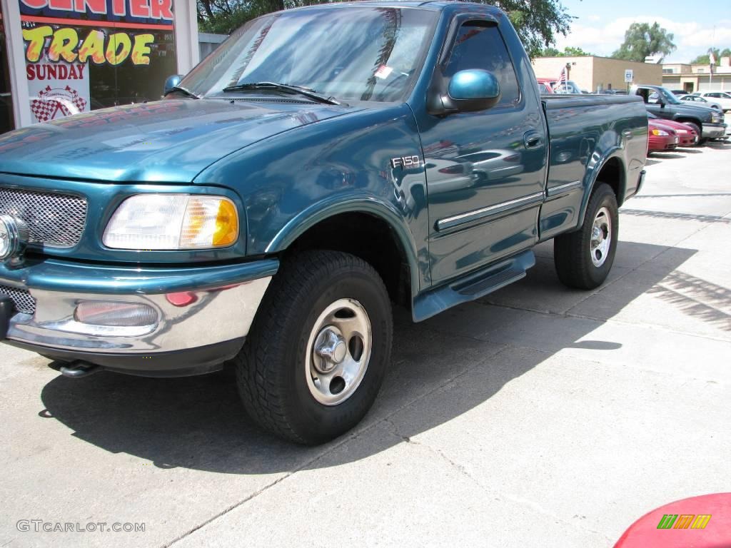 1997 F150 XLT Regular Cab 4x4 - Pacific Green Metallic / Medium Graphite photo #3