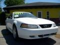 2000 Crystal White Ford Mustang V6 Convertible  photo #9