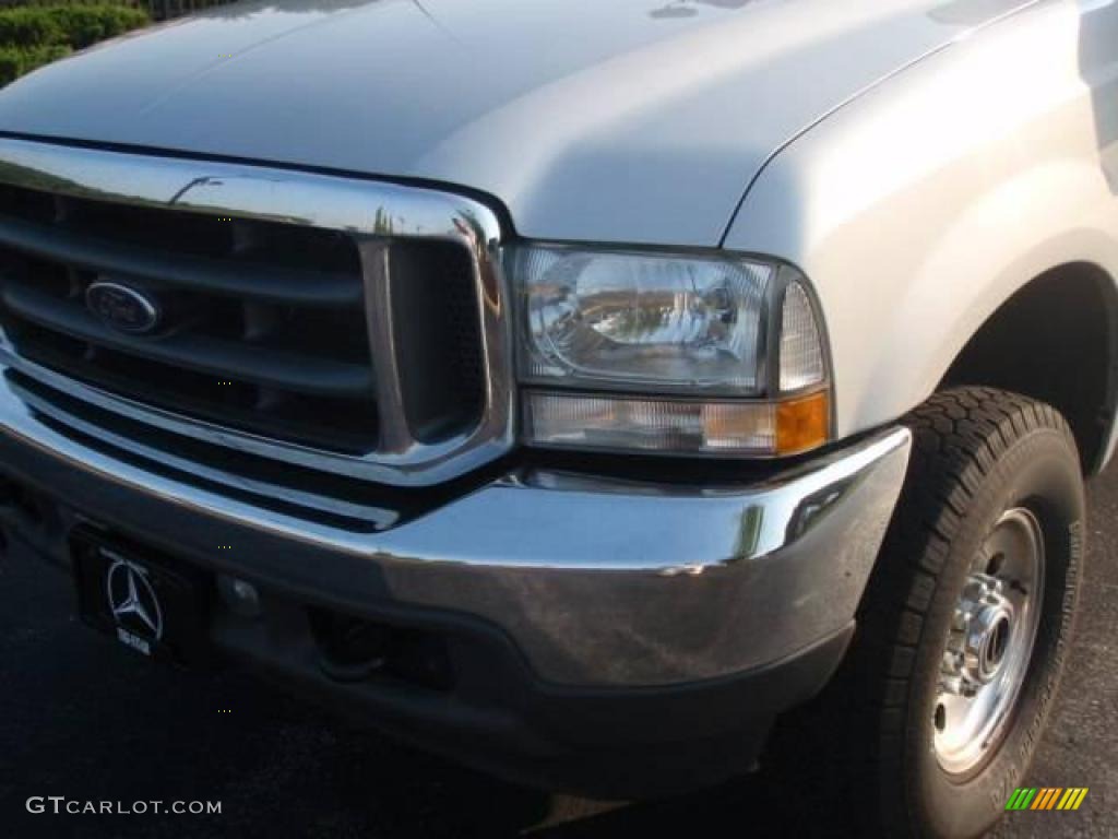 2003 F350 Super Duty XLT SuperCab 4x4 - Silver Metallic / Medium Flint photo #6