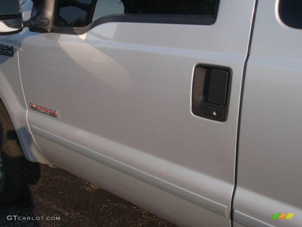 2003 F350 Super Duty XLT SuperCab 4x4 - Silver Metallic / Medium Flint photo #11