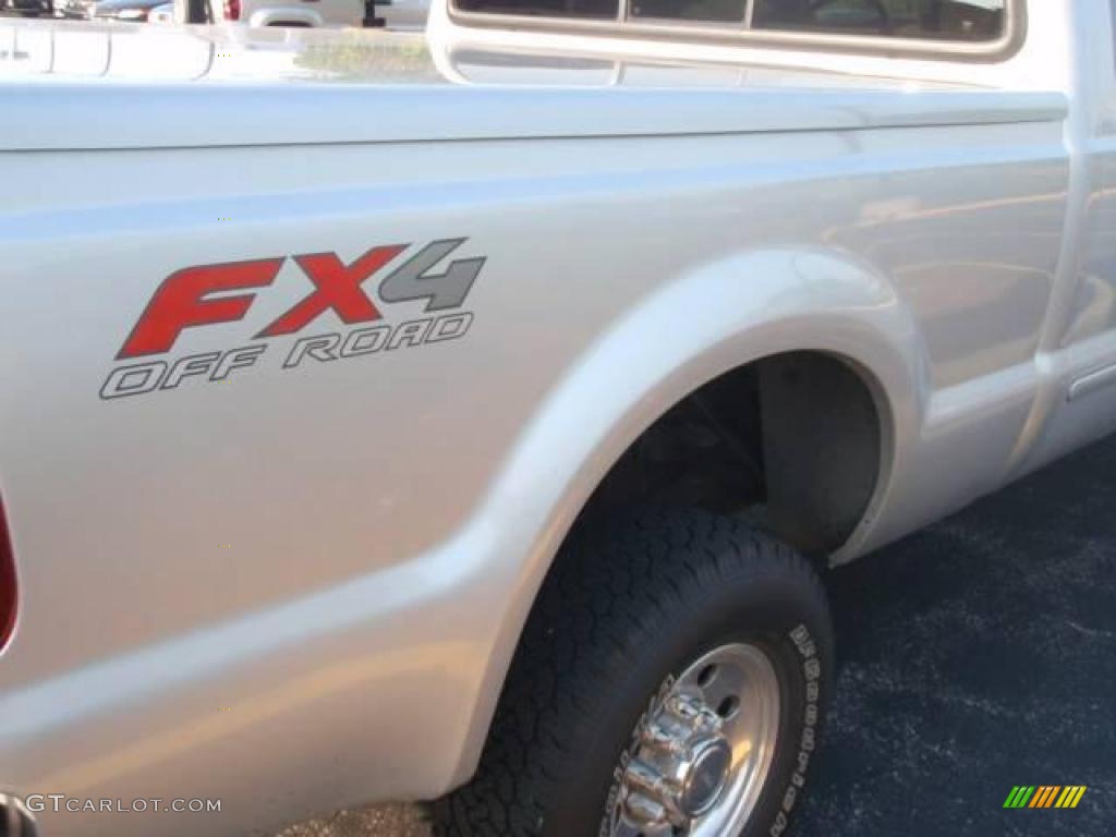 2003 F350 Super Duty XLT SuperCab 4x4 - Silver Metallic / Medium Flint photo #15