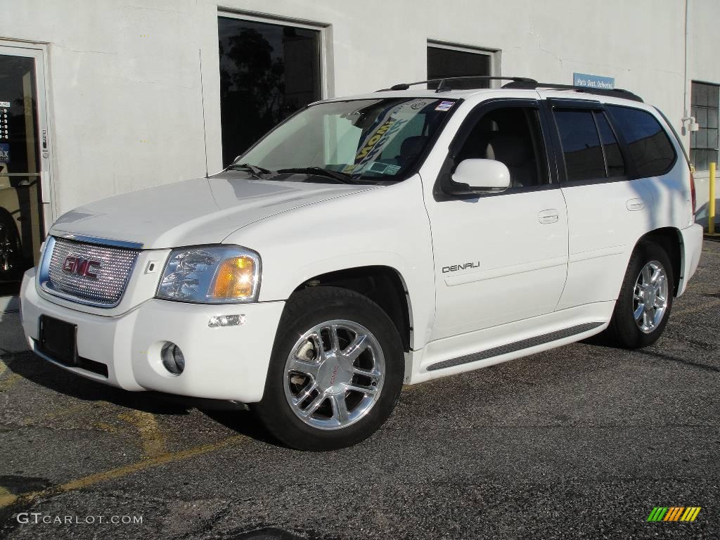 2006 Envoy Denali 4x4 - Summit White / Light Gray photo #1