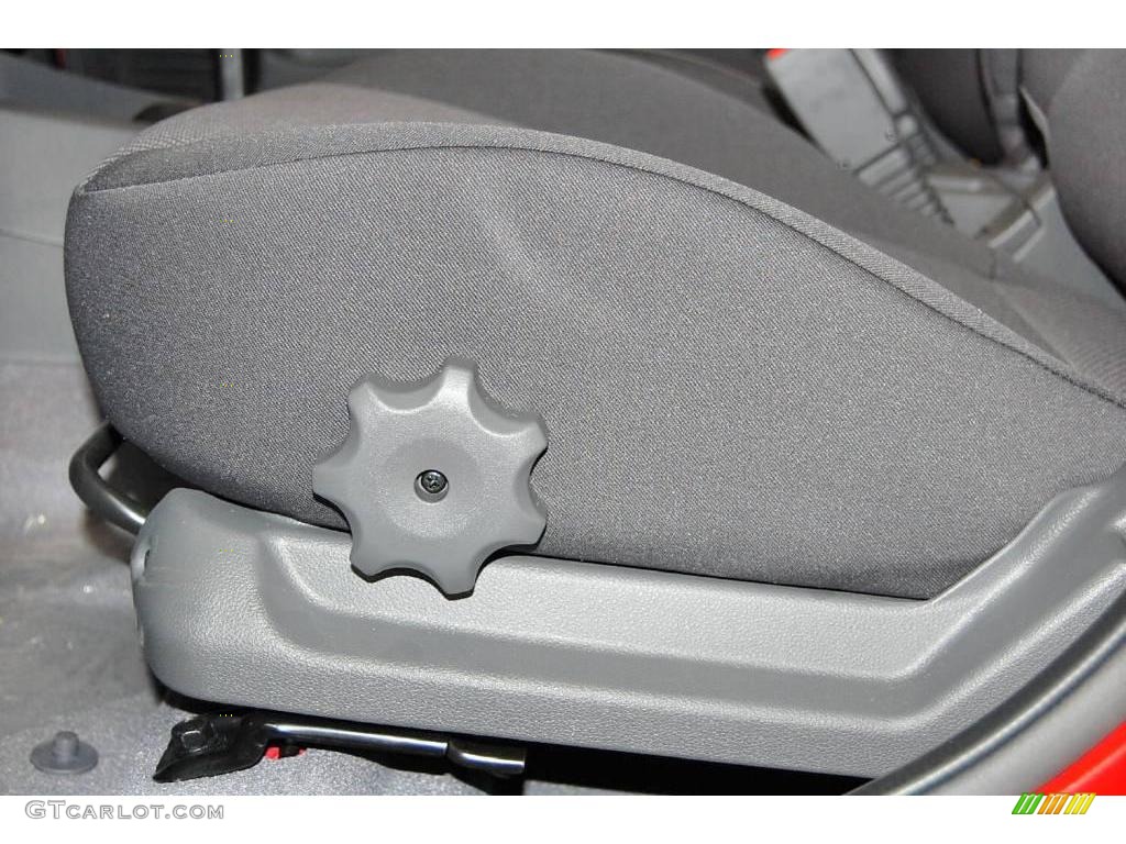 2009 Rio LX Sedan - Tropical Red / Gray photo #25