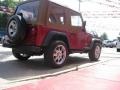 Chili Pepper Red Pearl - Wrangler SE 4x4 Photo No. 15