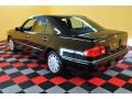 Black - E 320 Sedan Photo No. 4