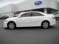 Super White - Camry SE Photo No. 5