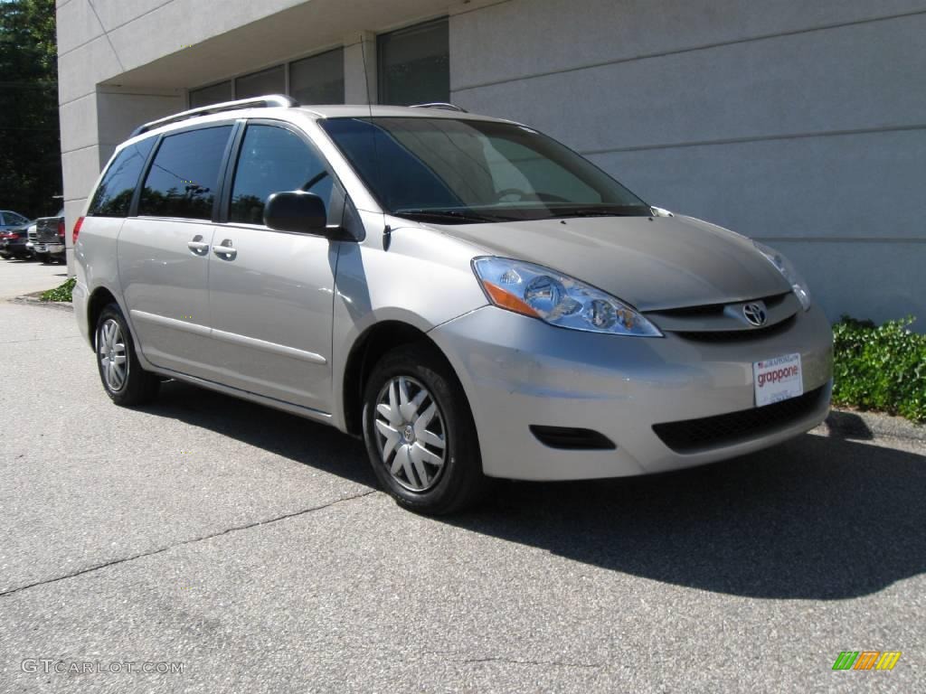 Silver Shadow Pearl Toyota Sienna