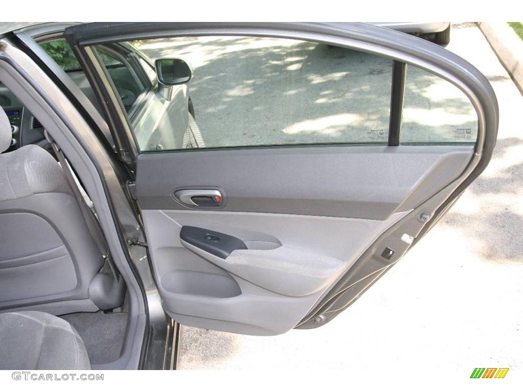 2006 Civic LX Sedan - Galaxy Gray Metallic / Gray photo #15
