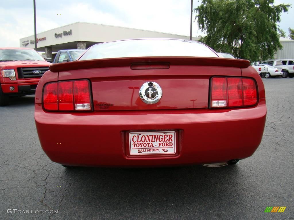 2009 Mustang V6 Coupe - Dark Candy Apple Red / Light Graphite photo #4