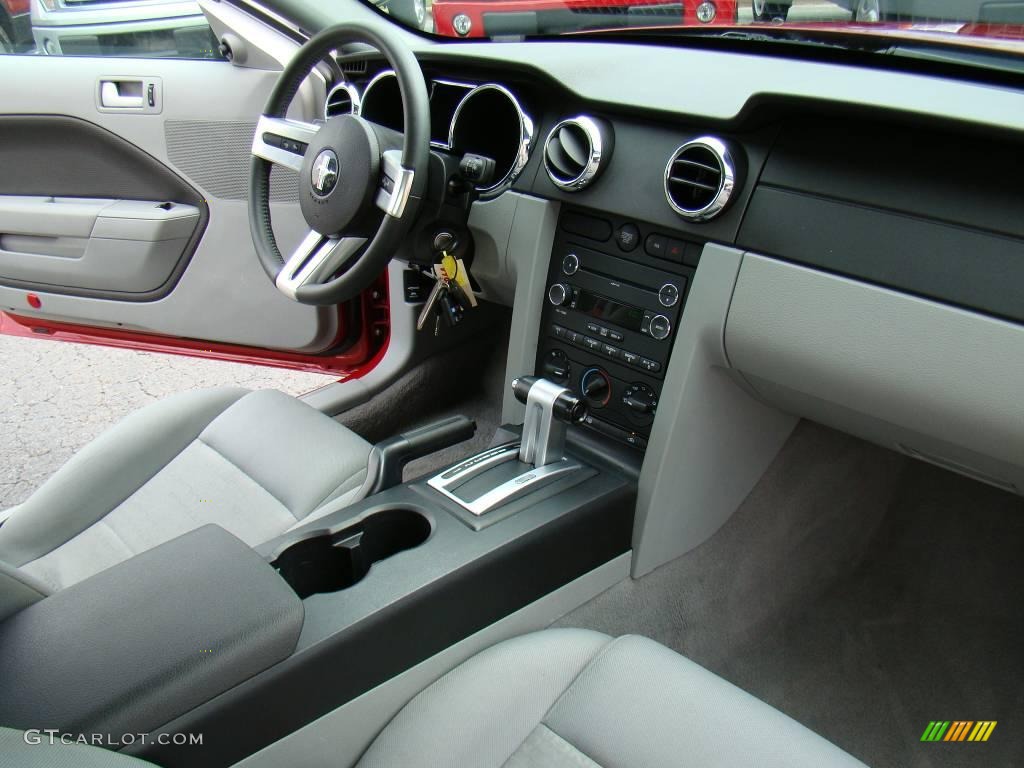 2009 Mustang V6 Coupe - Dark Candy Apple Red / Light Graphite photo #10