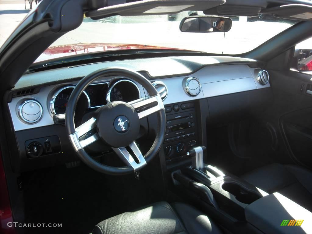2006 Mustang V6 Premium Convertible - Redfire Metallic / Dark Charcoal photo #16