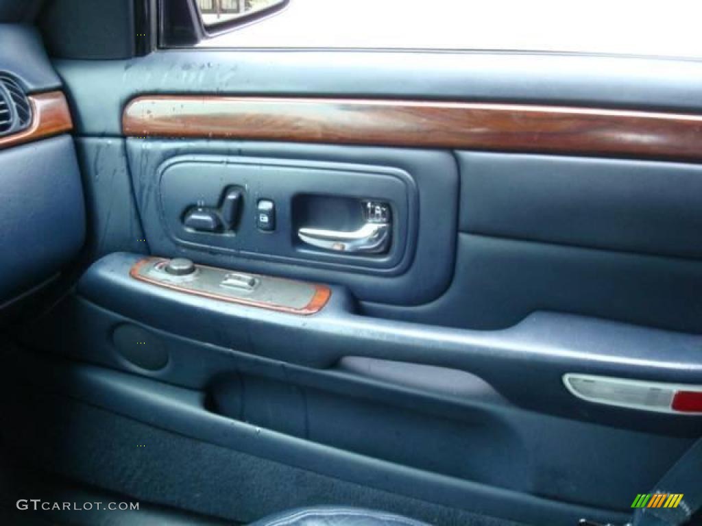 1999 DeVille Sedan - Dark Adriatic Blue / Navy Blue photo #17