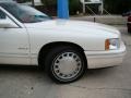 White Diamond - DeVille Sedan Photo No. 21