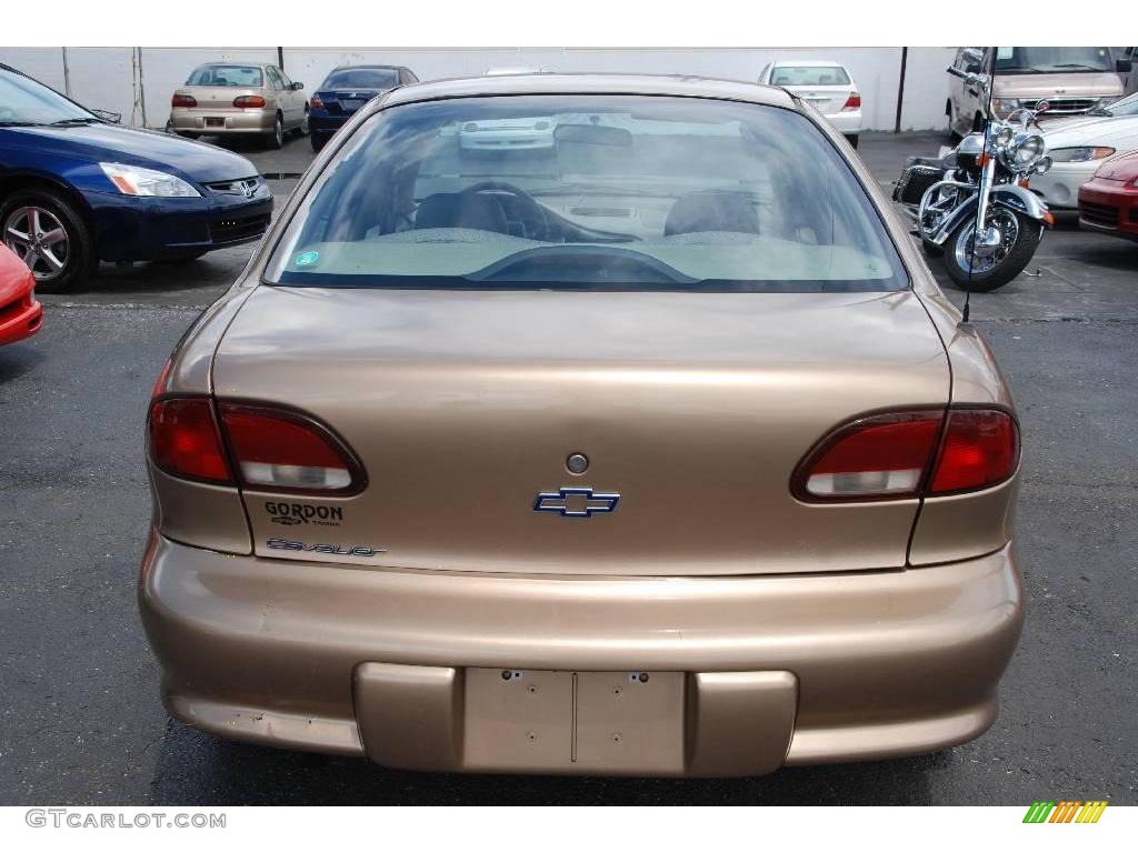 1999 Cavalier Sedan - Medium Sunset Gold Metallic / Graphite photo #7