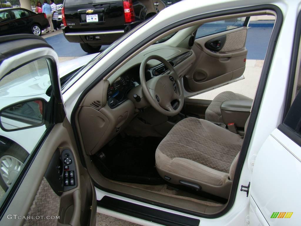 2000 Malibu Sedan - Bright White / Neutral photo #10