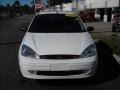 Cloud 9 White - Focus SE Sedan Photo No. 8