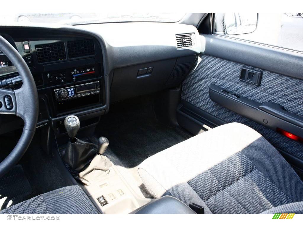 1995 4Runner SR5 V6 4x4 - Dark Gray Metallic / Gray photo #9