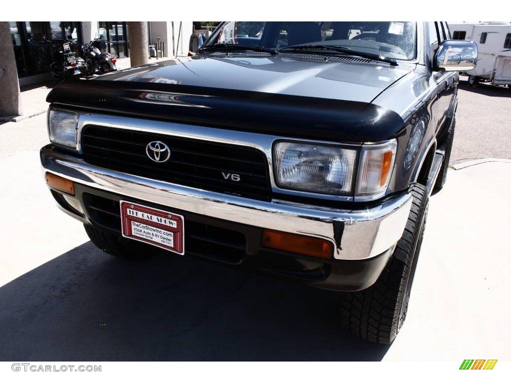 1995 4Runner SR5 V6 4x4 - Dark Gray Metallic / Gray photo #14