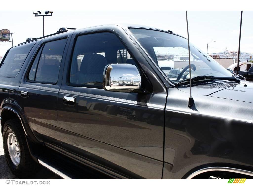 1995 4Runner SR5 V6 4x4 - Dark Gray Metallic / Gray photo #15