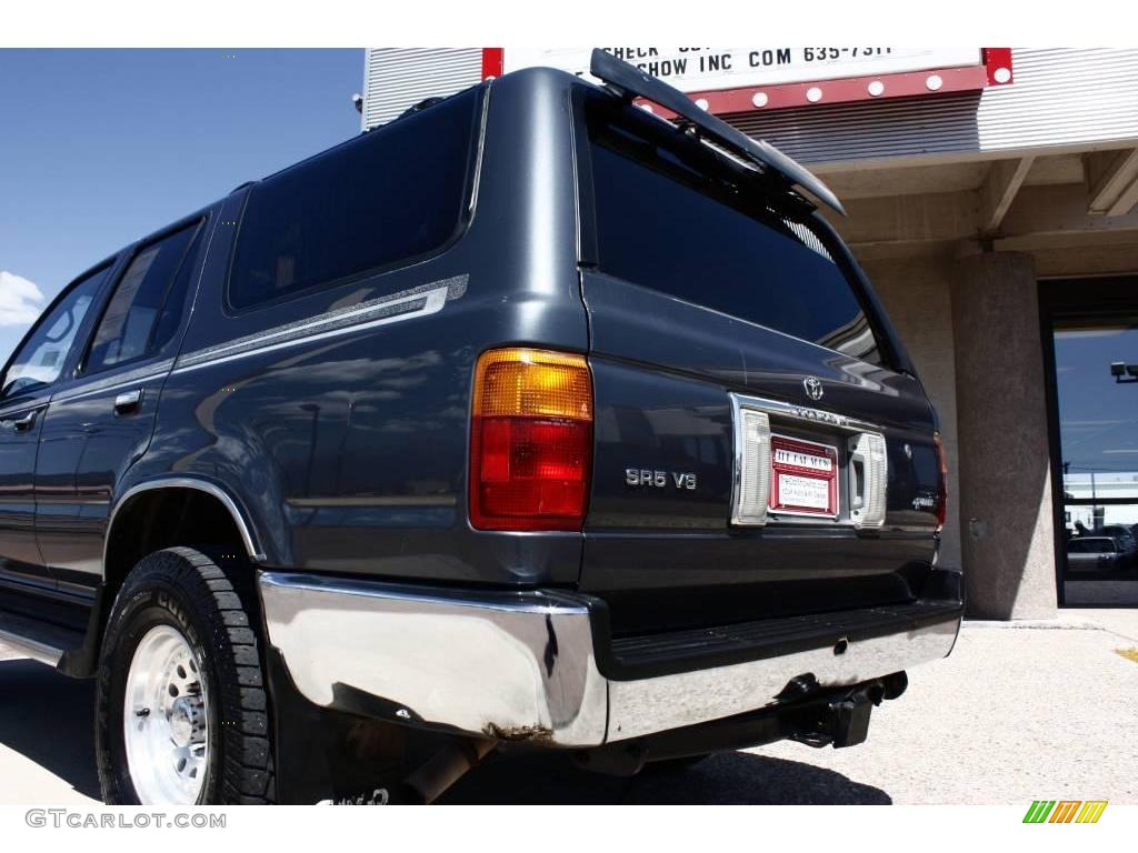 1995 4Runner SR5 V6 4x4 - Dark Gray Metallic / Gray photo #17