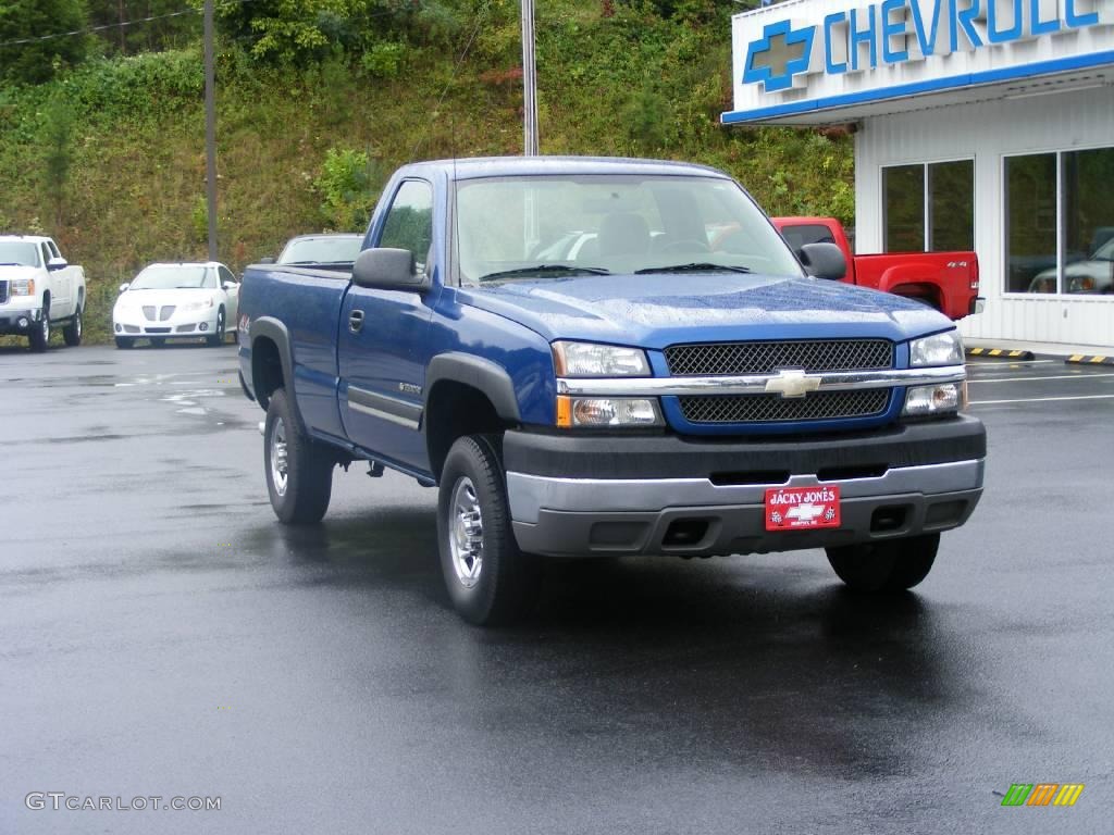 2004 Silverado 2500HD LS Regular Cab 4x4 - Arrival Blue Metallic / Dark Charcoal photo #2