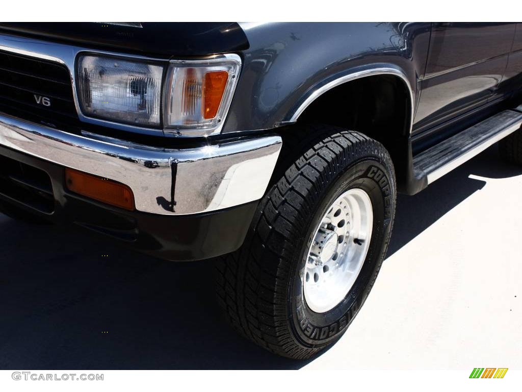 1995 4Runner SR5 V6 4x4 - Dark Gray Metallic / Gray photo #21