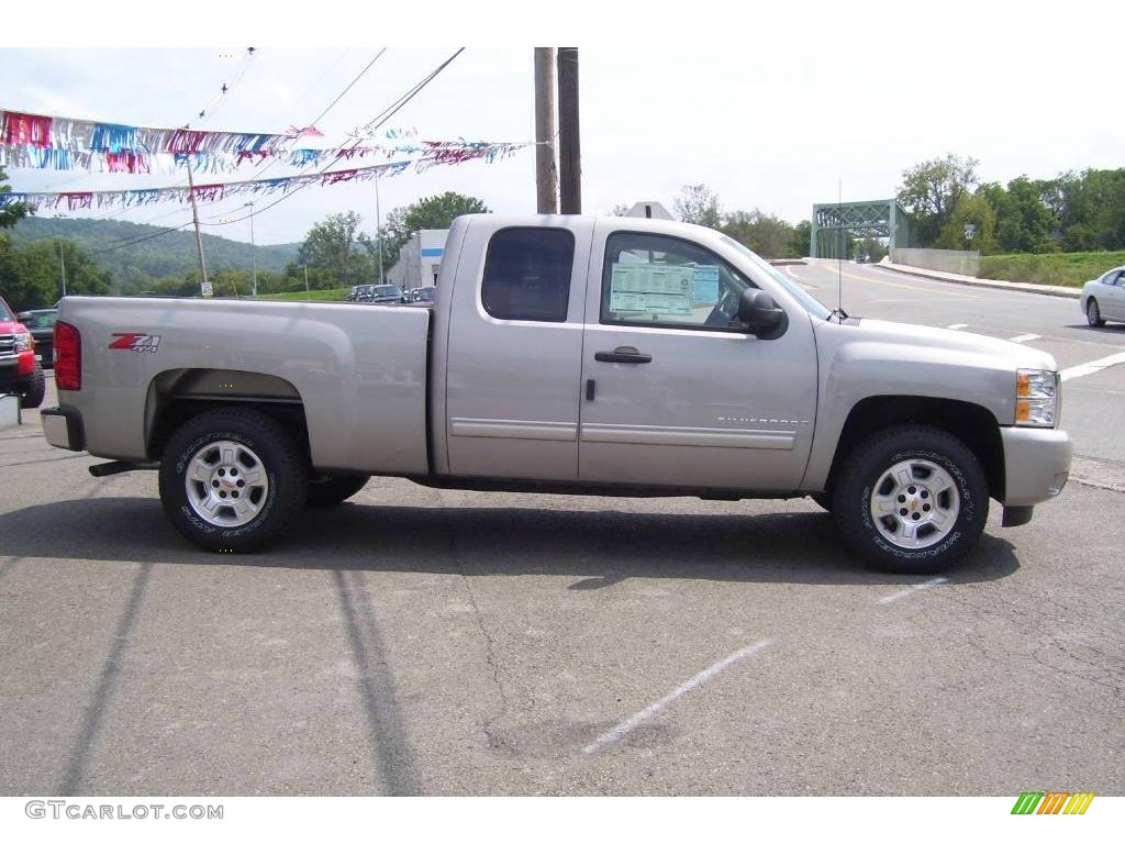 2009 Silverado 1500 LT Extended Cab 4x4 - Silver Birch Metallic / Ebony photo #4