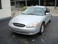 2001 Silver Frost Metallic Ford Taurus SEL  photo #8