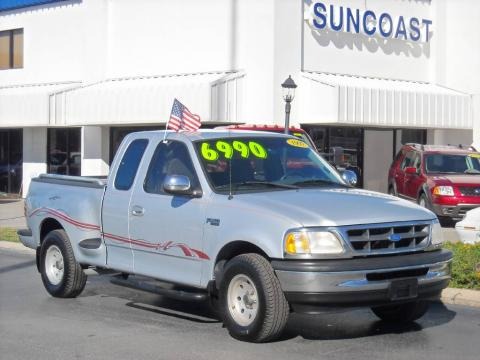 1997 Ford F150 XLT Extended Cab Flareside Data, Info and Specs