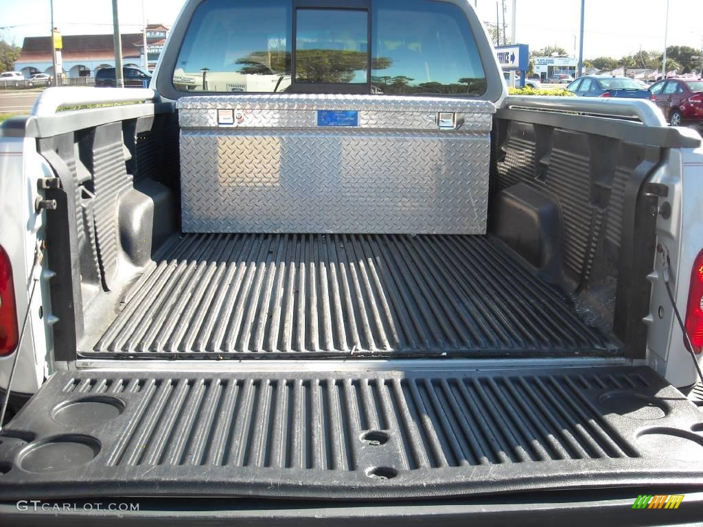 1997 F150 XLT Extended Cab Flareside - Silver Frost Metallic / Medium Graphite photo #13