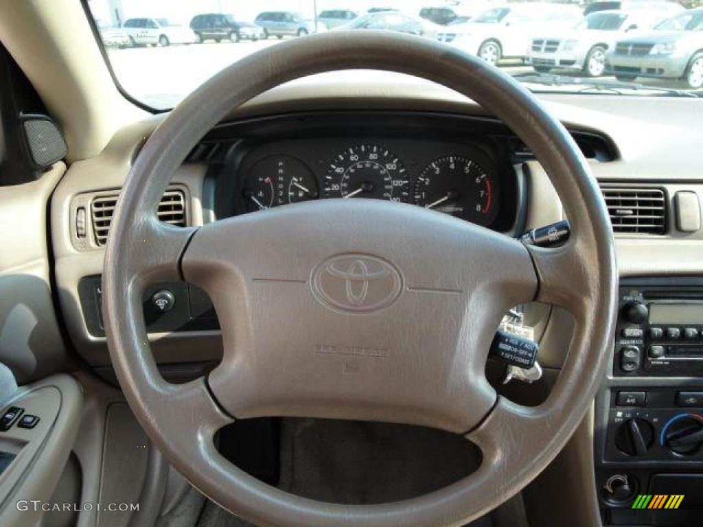 2000 Camry LE - Super White / Oak photo #18