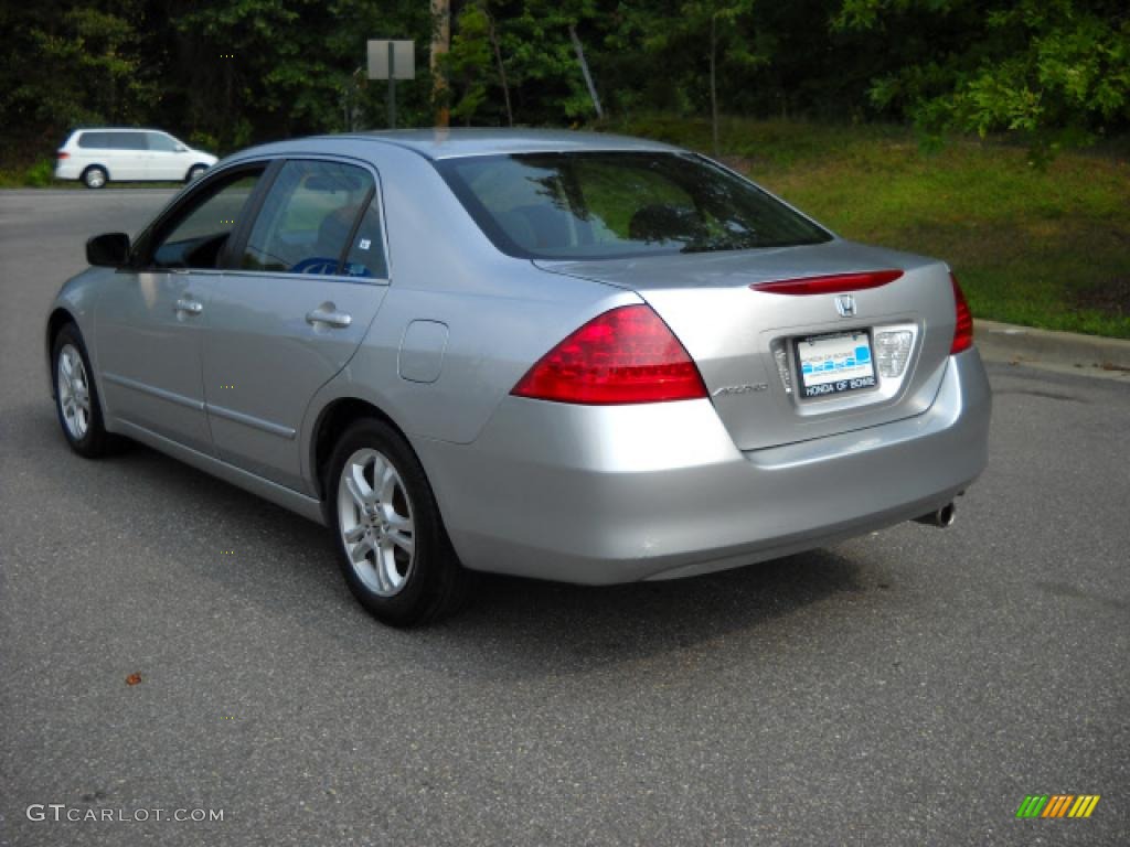 2006 Accord EX Sedan - Alabaster Silver Metallic / Black photo #5