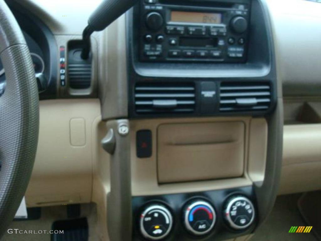 2006 CR-V LX 4WD - Sahara Sand Metallic / Ivory photo #18